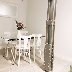 Apartamento recién reformado en avenida Reina Victoria